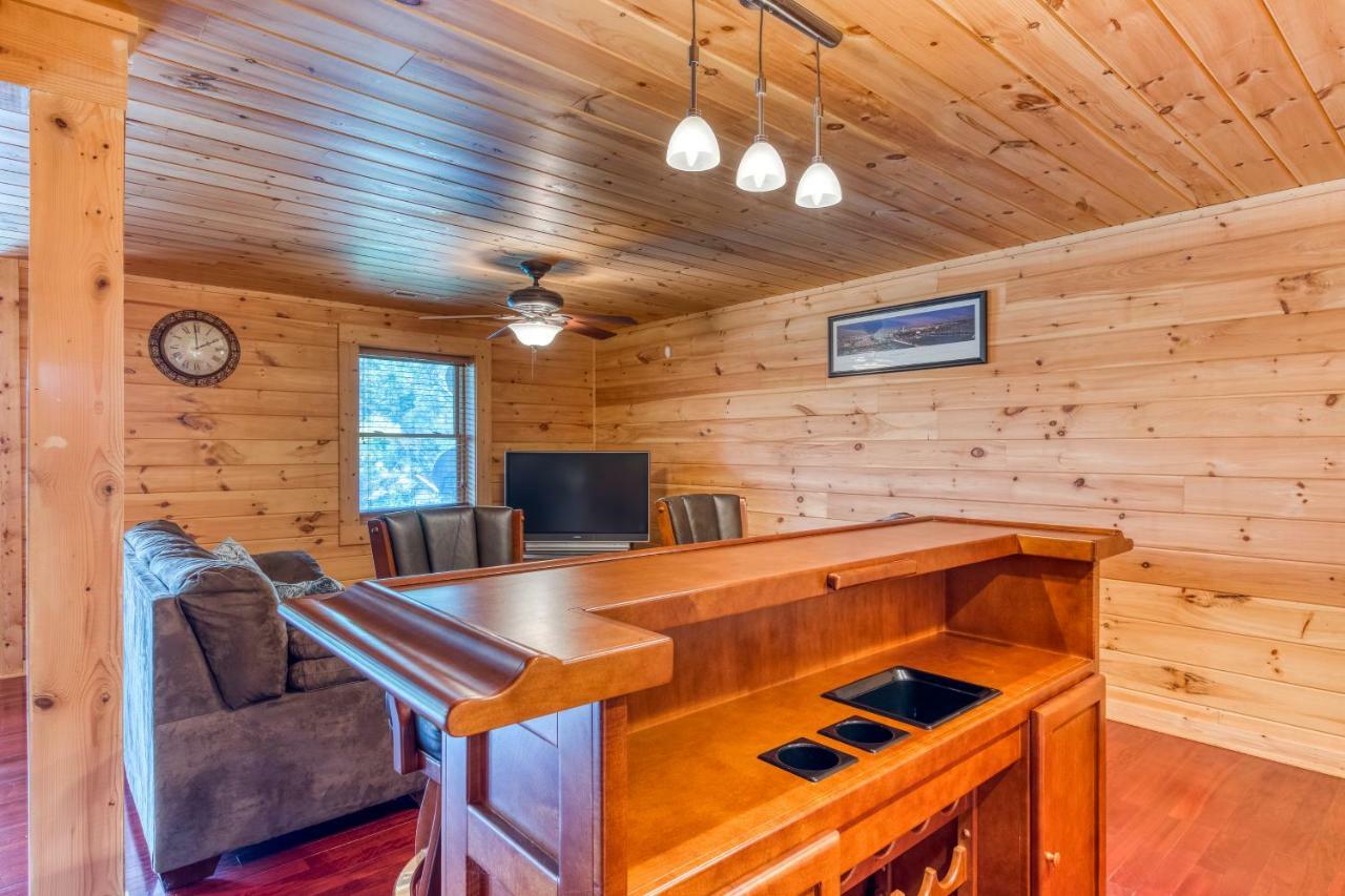 Majestic Lakefront Lodge Sevierville Εξωτερικό φωτογραφία