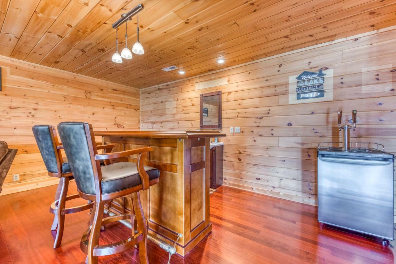 Majestic Lakefront Lodge Sevierville Εξωτερικό φωτογραφία