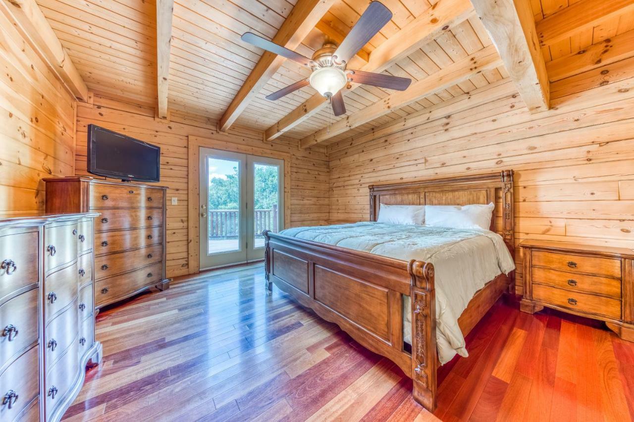 Majestic Lakefront Lodge Sevierville Εξωτερικό φωτογραφία