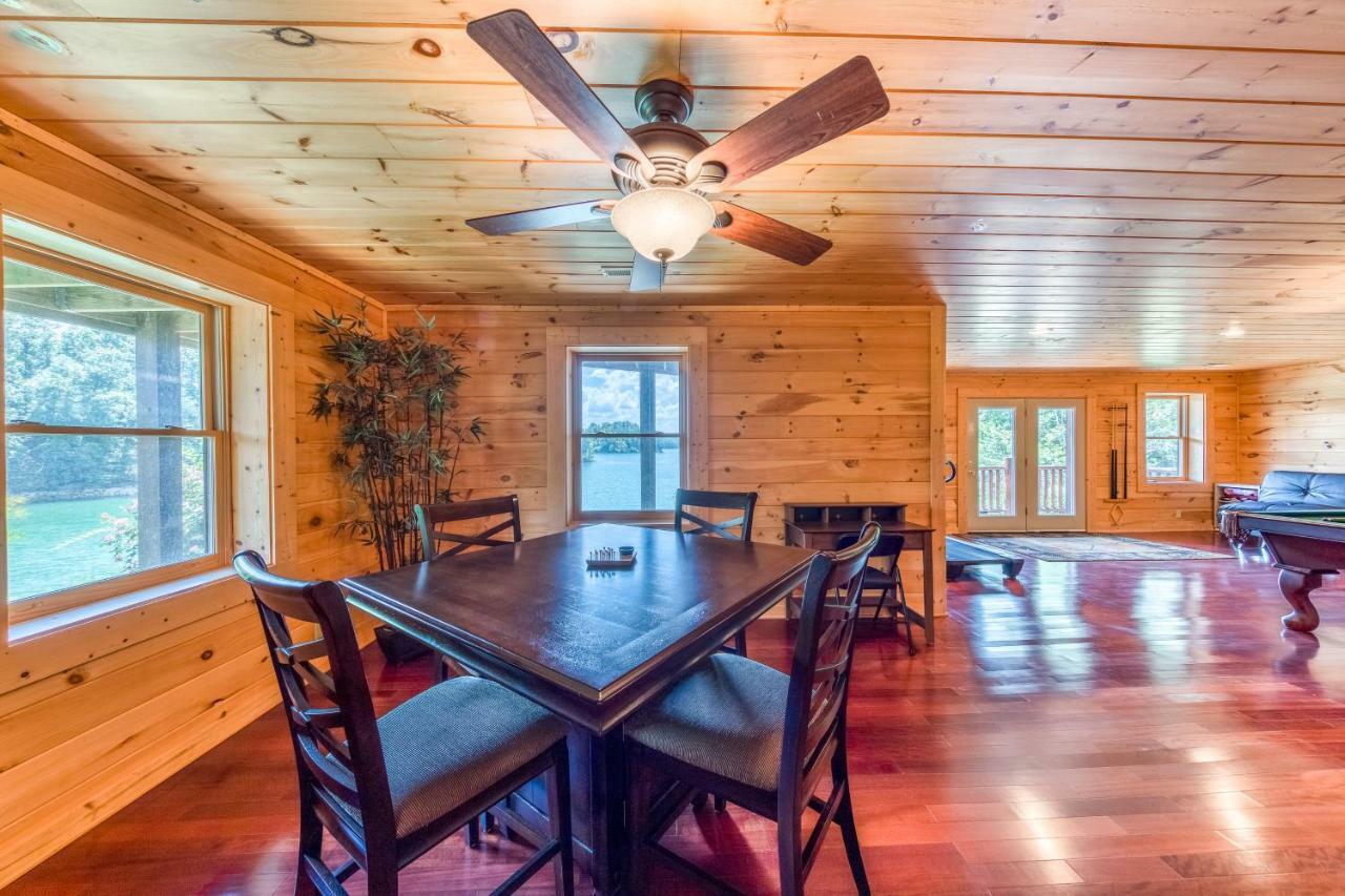 Majestic Lakefront Lodge Sevierville Εξωτερικό φωτογραφία