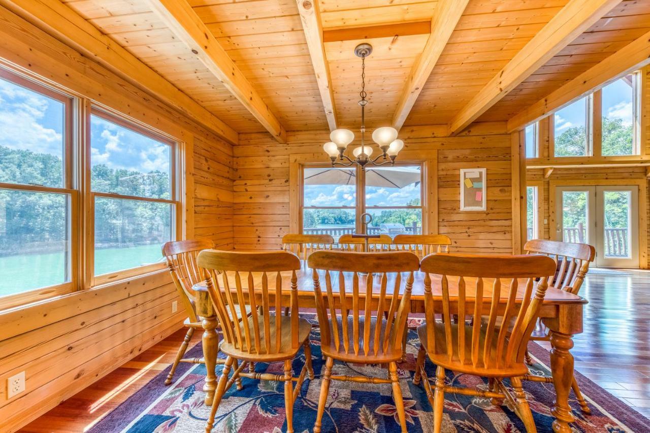 Majestic Lakefront Lodge Sevierville Εξωτερικό φωτογραφία