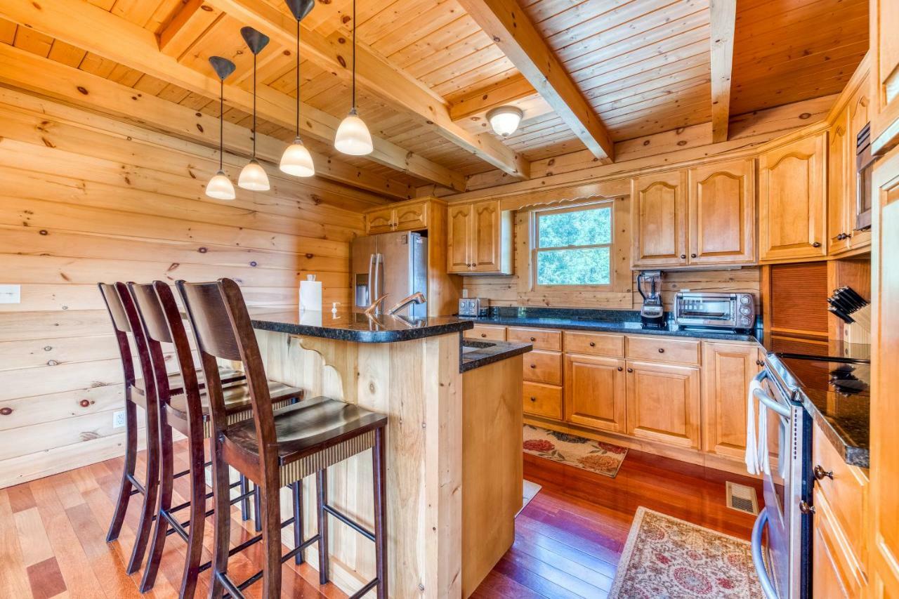 Majestic Lakefront Lodge Sevierville Εξωτερικό φωτογραφία