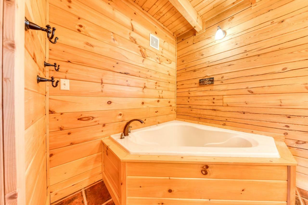 Majestic Lakefront Lodge Sevierville Εξωτερικό φωτογραφία